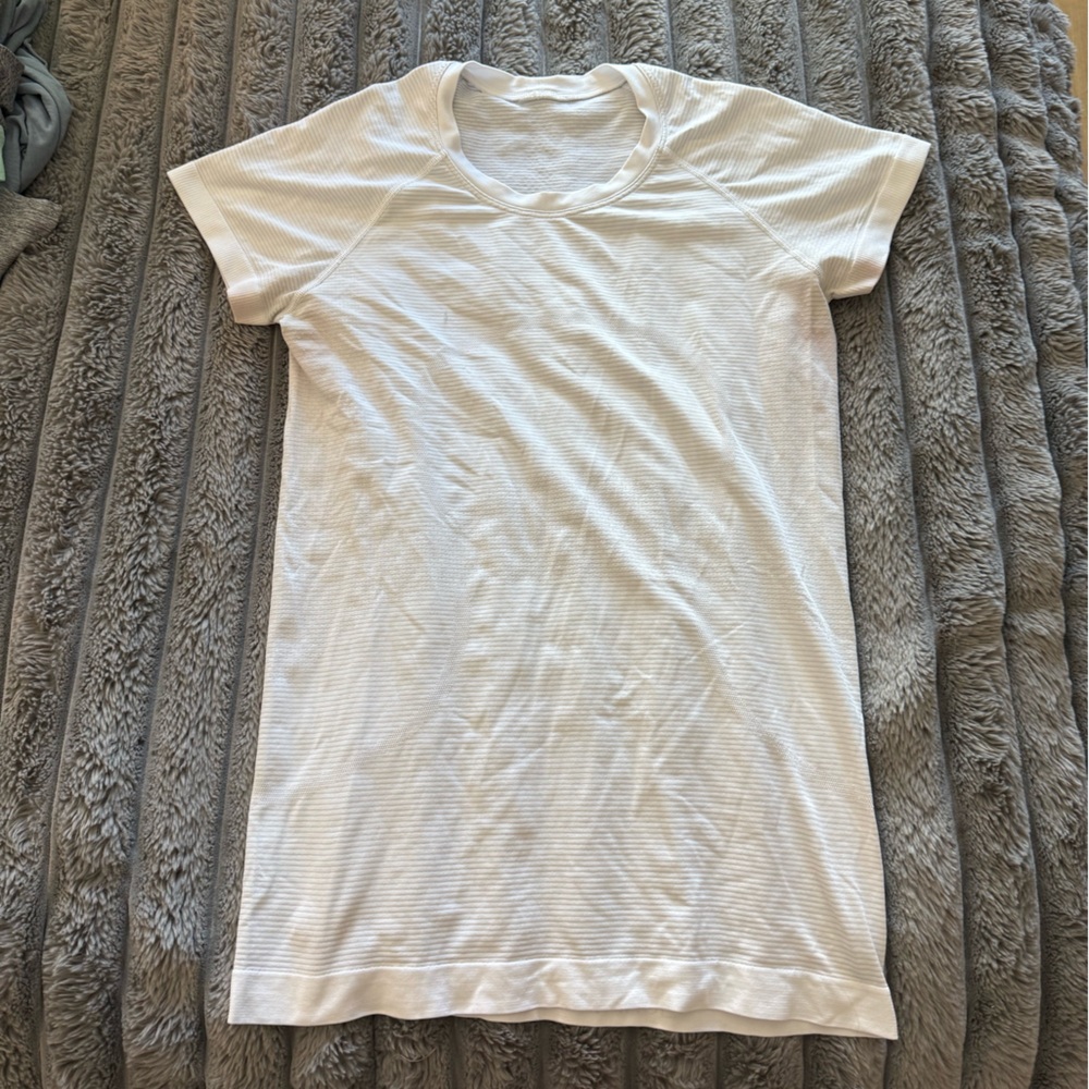 Lulu Lemon Speedy White Short Sleeve T-Shirt